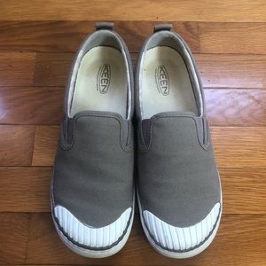 Keen Elsa Slip On Flats Women’s Size 9